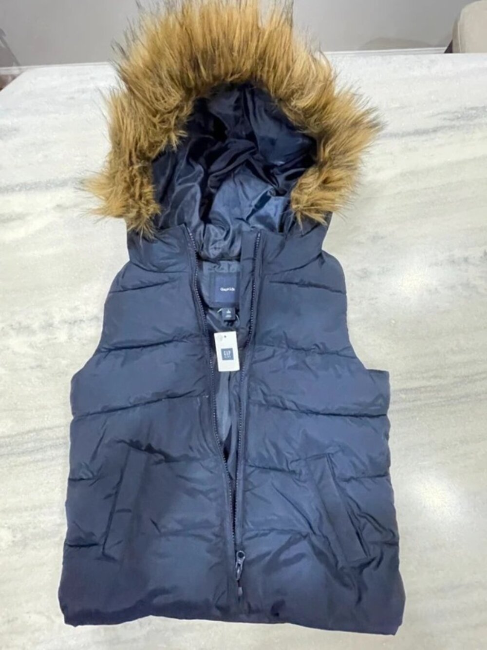 Gap Kids Girls Navy Puffer Vest Faux Fur Hood L 10 NWT